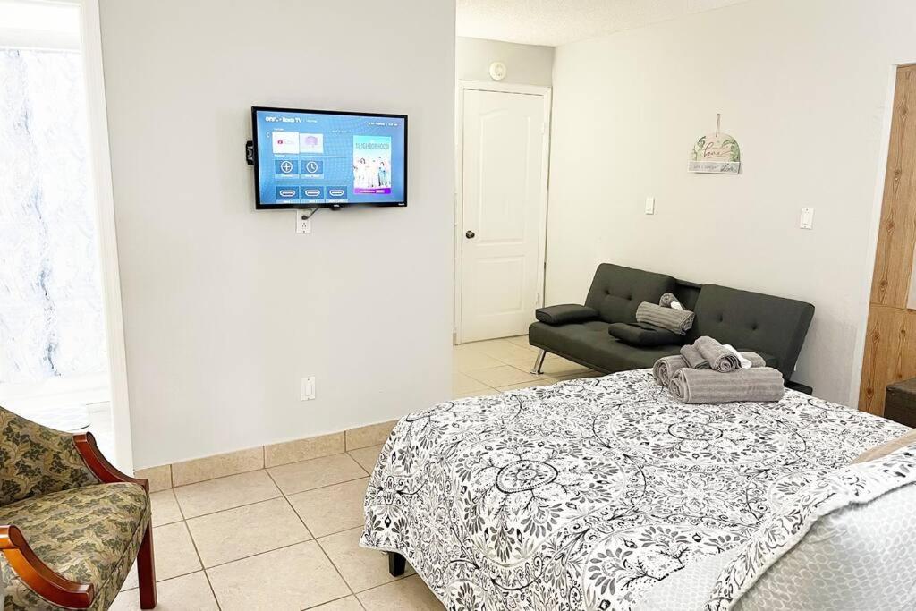 Amazing & Cozy Duplex Near Zoo Miami ! Villa Eksteriør billede
