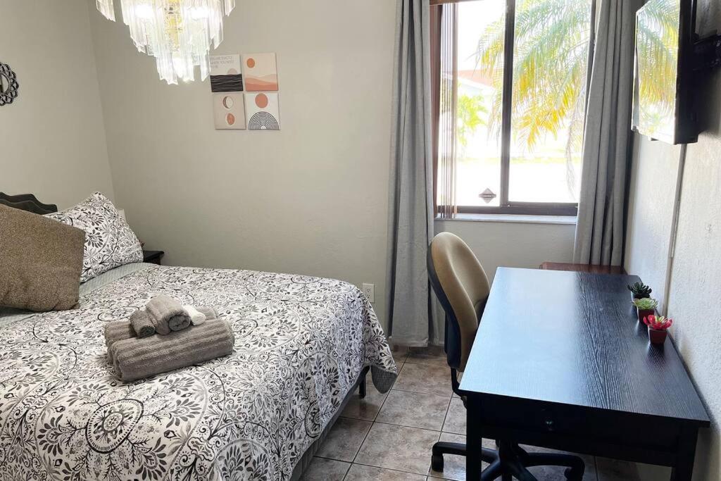 Amazing & Cozy Duplex Near Zoo Miami ! Villa Eksteriør billede